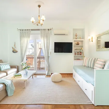 Bright, Calming Retreat With A Balcony Near Metro! Apartment Athens Exterior photo